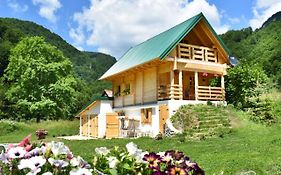 Mountain Lodge Mont Peace